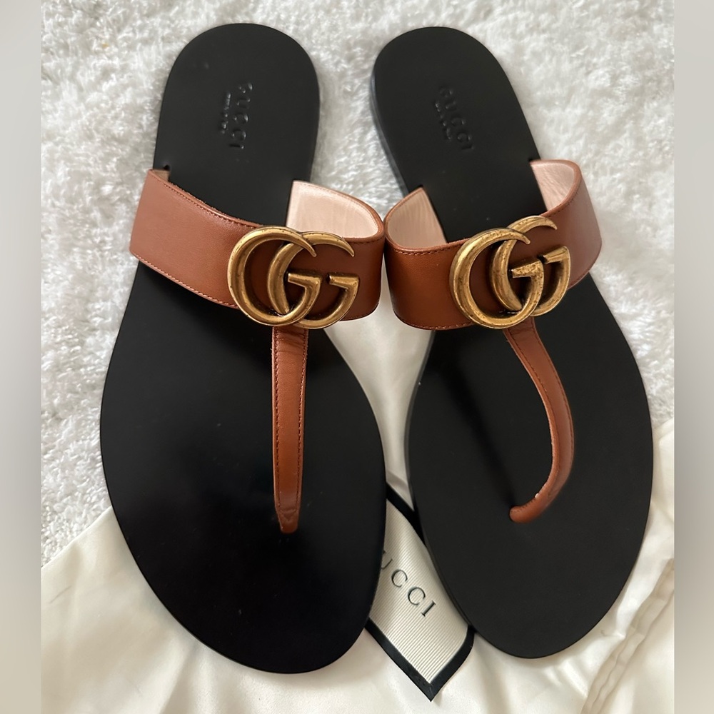 Gucci thong sandals